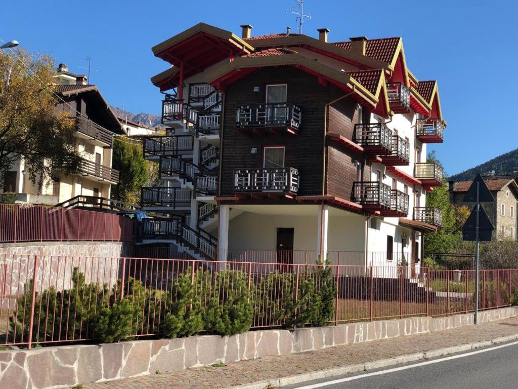 TemùAlpin Star公寓 外观 照片